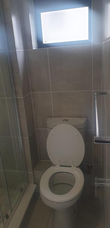 To Let 2 Bedroom Property for Rent in Gordons Bay Western Cape